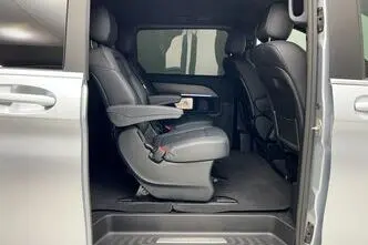 Mercedes-Benz V 300, 2.0, 174 kW, diesel, automatic, four-wheel drive