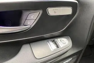 Mercedes-Benz V 300, 2.0, 174 kW, diesel, automatic, four-wheel drive