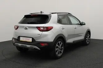 Kia Stonic, 1.0, 74 kW, бензин, механическая, передний привод