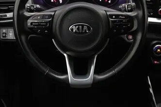 Kia Stonic, 1.0, 74 kW, бензин, механическая, передний привод