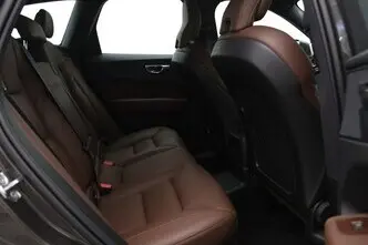 Volvo XC60, 2.0, 251 kW, подключаемый гибрид, автомат, полный привод