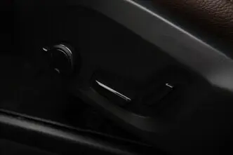 Volvo XC60, 2.0, 251 kW, подключаемый гибрид, автомат, полный привод