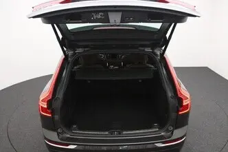 Volvo XC60, 2.0, 251 kW, подключаемый гибрид, автомат, полный привод