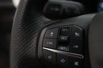 Ford Fiesta, 1.0, 70 kW, бензин, механическая, передний привод