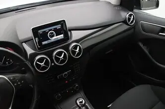 Mercedes-Benz B 180, 1.5, 80 kW, diisel, manuaal, esivedu