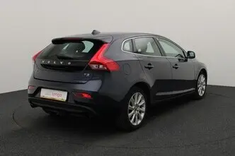 Volvo V40, 1.6, 110 kW, bensiin, manuaal, esivedu