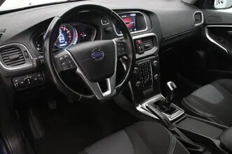 Volvo V40, 1.6, 110 kW, bensiin, manuaal, esivedu