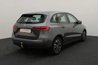 Mercedes-Benz B 180, 2.0, 85 kW, дизель, автомат, передний привод