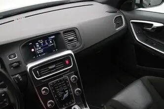 Volvo V60, 2.0, 88 kW, diesel, manual, front-wheel drive