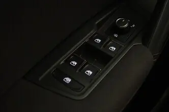 Volkswagen Tiguan, 1.4, 110 kW, бензин, механическая, передний привод