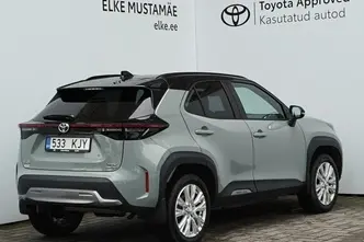 Toyota Yaris Cross, 1.5, 68 kW, гибрид, автомат, полный привод