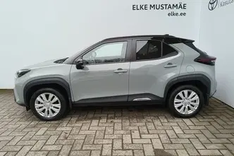 Toyota Yaris Cross, 1.5, 68 kW, гибрид, автомат, полный привод