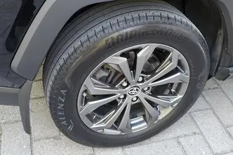Toyota RAV4, 2.5, 131 kW, hybrid, automatic, front-wheel drive