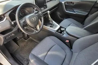Toyota RAV4, 2.5, 131 kW, hybrid, automatic, front-wheel drive