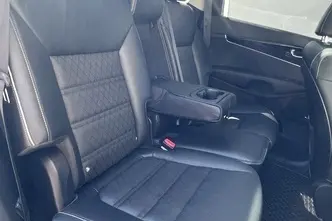 Kia Sorento, 2.2, 147 kW, дизель, автомат, полный привод