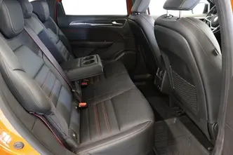 Renault Arkana, 1.3, 103 kW, гибрид, автомат, передний привод