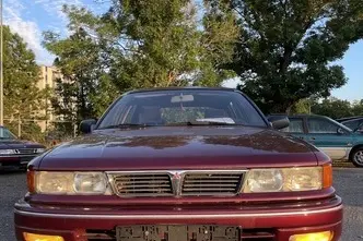 Mitsubishi Galant, 2.0, бензин, механическая, передний привод