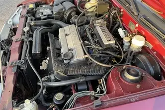 Mitsubishi Galant, 2.0, бензин, механическая, передний привод