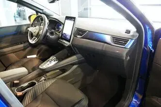 Renault Captur, 1.6, 93 kW, hybrid, automatic, front-wheel drive