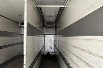 Volvo FM330  6x2*4 EURO 5 + VEB + CARRIER, 248 kW, дизель, автомат