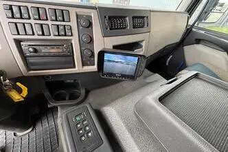 Volvo FE320, 240 kW, автомат