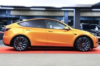Tesla Model Y, 155 kW, elekter, automaat, nelikvedu