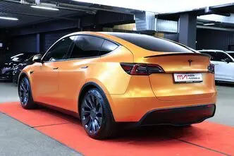 Tesla Model Y, 155 kW, elekter, automaat, nelikvedu