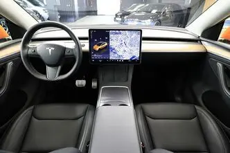 Tesla Model Y, 155 kW, elekter, automaat, nelikvedu