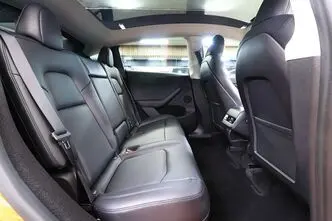 Tesla Model Y, 155 kW, elekter, automaat, nelikvedu