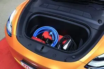 Tesla Model Y, 155 kW, elekter, automaat, nelikvedu
