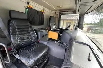 Scania P280 DB4X2MLB, 206 kW, diisel, automaat