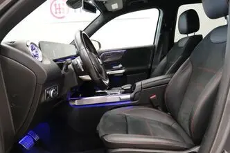 Mercedes-Benz GLB 200, 2.0, 110 kW, diesel, automatic, four-wheel drive