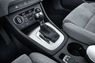 Audi Q3, 2.0, 132 kW, bensiin, automaat, nelikvedu