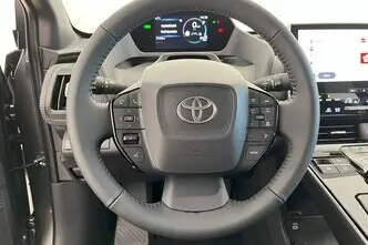 Toyota bZ4X, 118 kW, электричество, автомат, полный привод