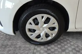 Toyota Yaris, 1.5, 82 kW, bensiin, manuaal, esivedu