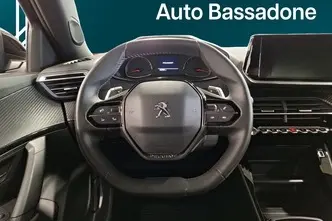 Peugeot 2008, 1.2, 96 kW, бензин, автомат, передний привод