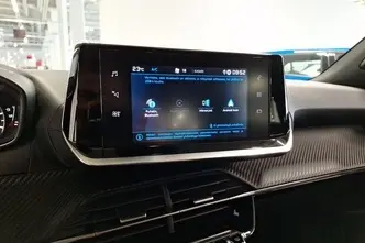 Peugeot 2008, 1.2, 96 kW, бензин, автомат, передний привод