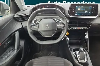 Peugeot 2008, 1.2, 96 kW, бензин, автомат, передний привод