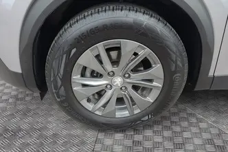 Peugeot 2008, 1.2, 96 kW, бензин, автомат, передний привод