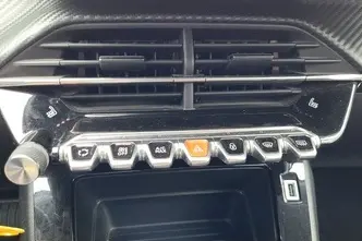 Peugeot 2008, 1.2, 96 kW, бензин, автомат, передний привод
