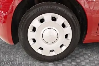 Fiat 500, 1.0, 51 kW, гибрид, механическая, передний привод
