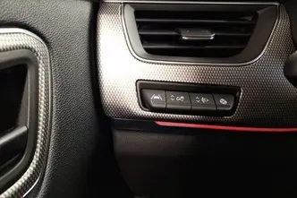 Renault Arkana, 1.6, 105 kW, гибрид, автомат, передний привод