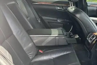 Mercedes-Benz S 320, 3.0, 173 kW, дизель, автомат, задний привод