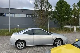 Fiat Coupe, 2.0, 113 kW, бензин, механическая, передний привод