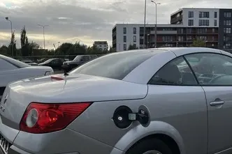 Renault Megane, 2.0, 98 kW, bensiin, manuaal, esivedu