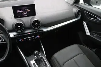 Audi Q2, 1.5, 110 kW, бензин, автомат, передний привод