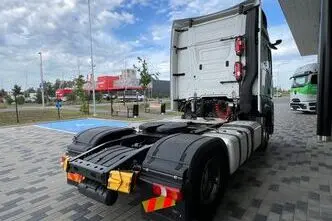 Mercedes-Benz Actros, 12.8, 330 kW, diisel, automaat, tagavedu