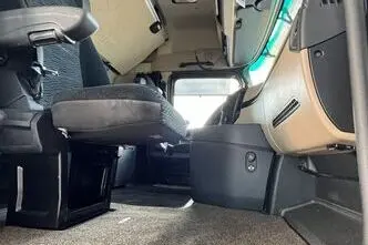 Mercedes-Benz Actros, 12.8, 330 kW, diisel, automaat, tagavedu