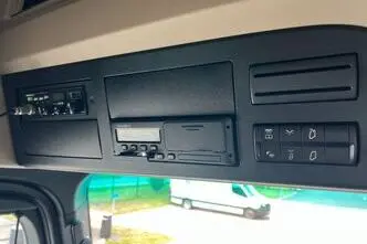Mercedes-Benz Actros, 12.8, 330 kW, diisel, automaat, tagavedu