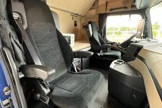 Mercedes-Benz Actros, 12.8, 330 kW, diisel, automaat, tagavedu